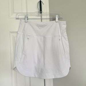 Athleta like new fairway golf skort. Size small.
